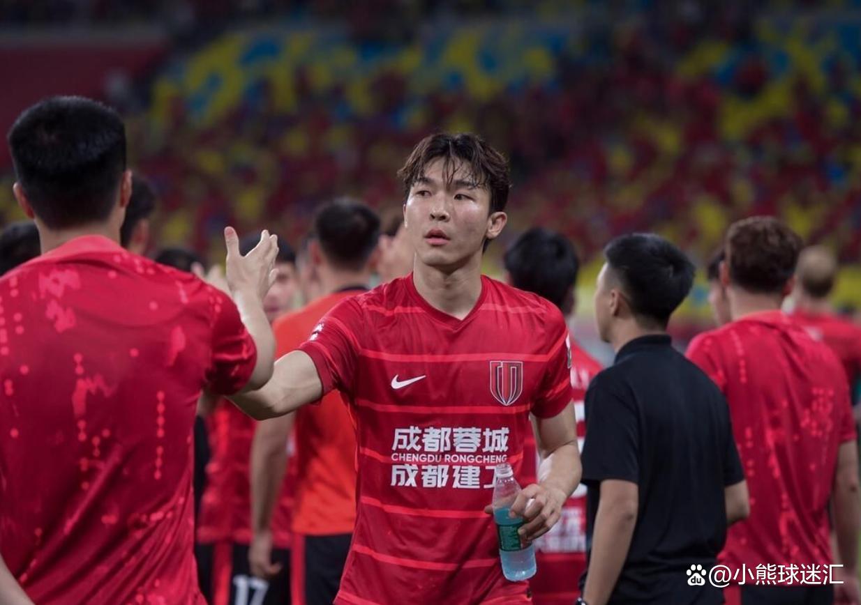 球队换帅宣布,引发球迷热议和媒体关注的简单介绍 球队换帅宣布,引发球迷热议和媒体关注的简单介绍