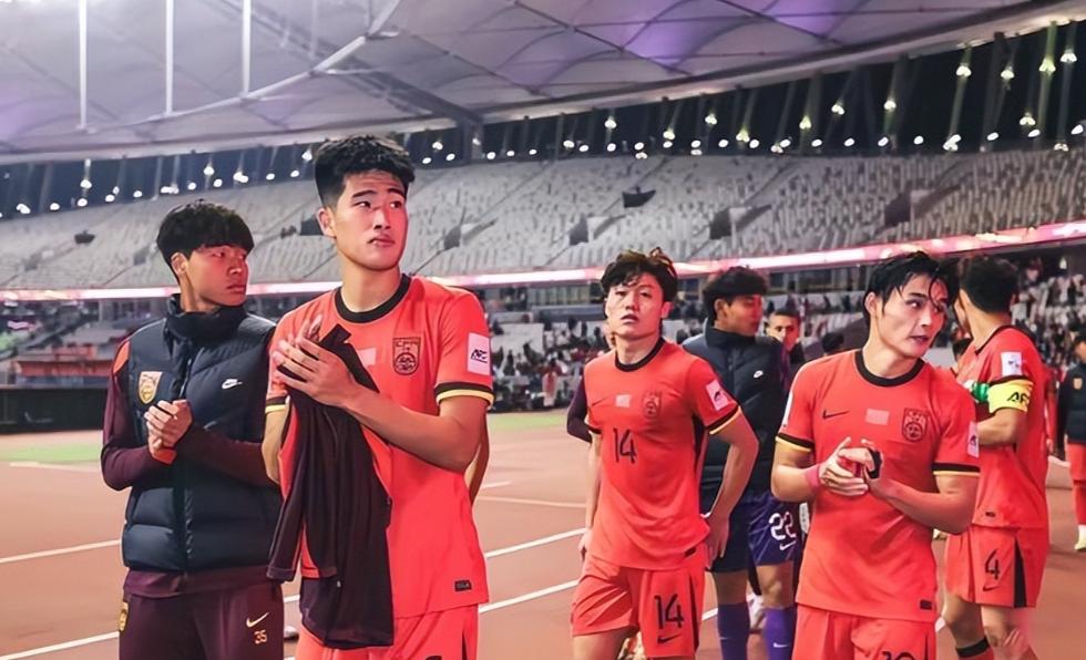 湖南队与海南队交锋，实力对决令人期待