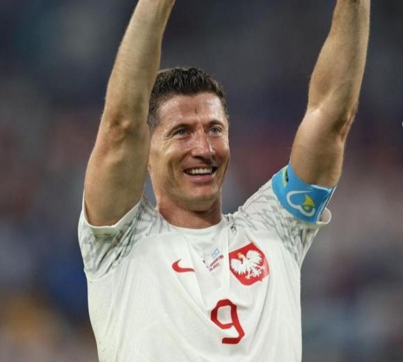 芬兰队成功晋级，圣诞来临前的好消息的简单介绍