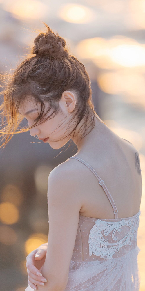 双重封锁，从外交围城到绿茵破局