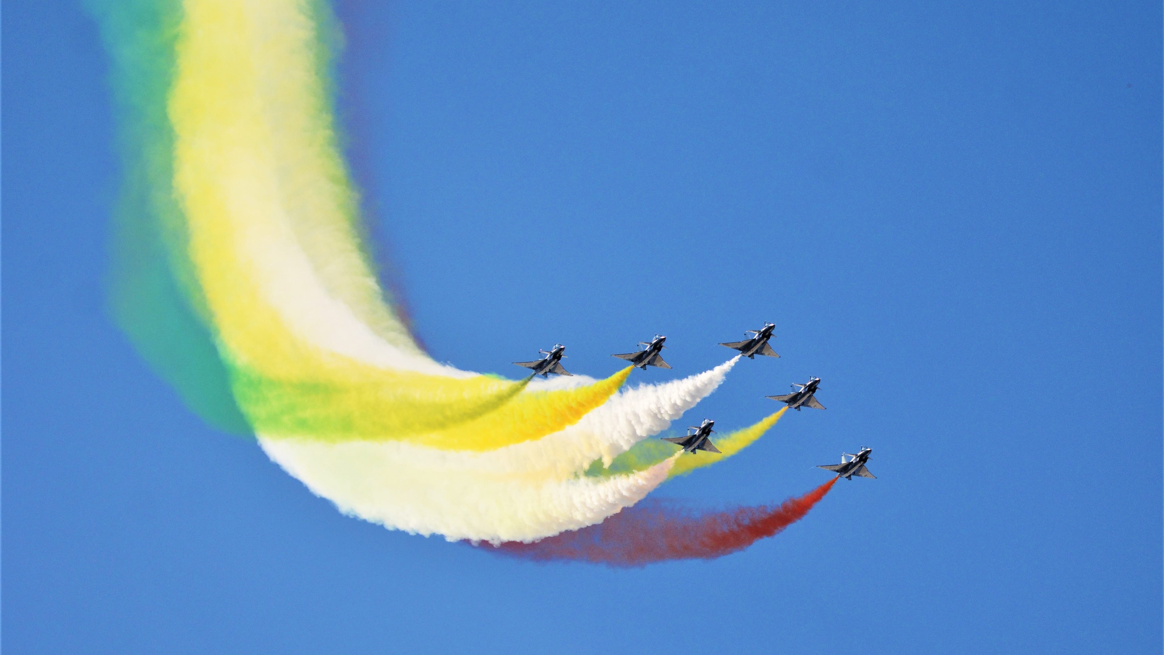 绿茵烽火,孙兴慜单骑破阵与尼斯铁桶围猎—现代足球的矛与盾