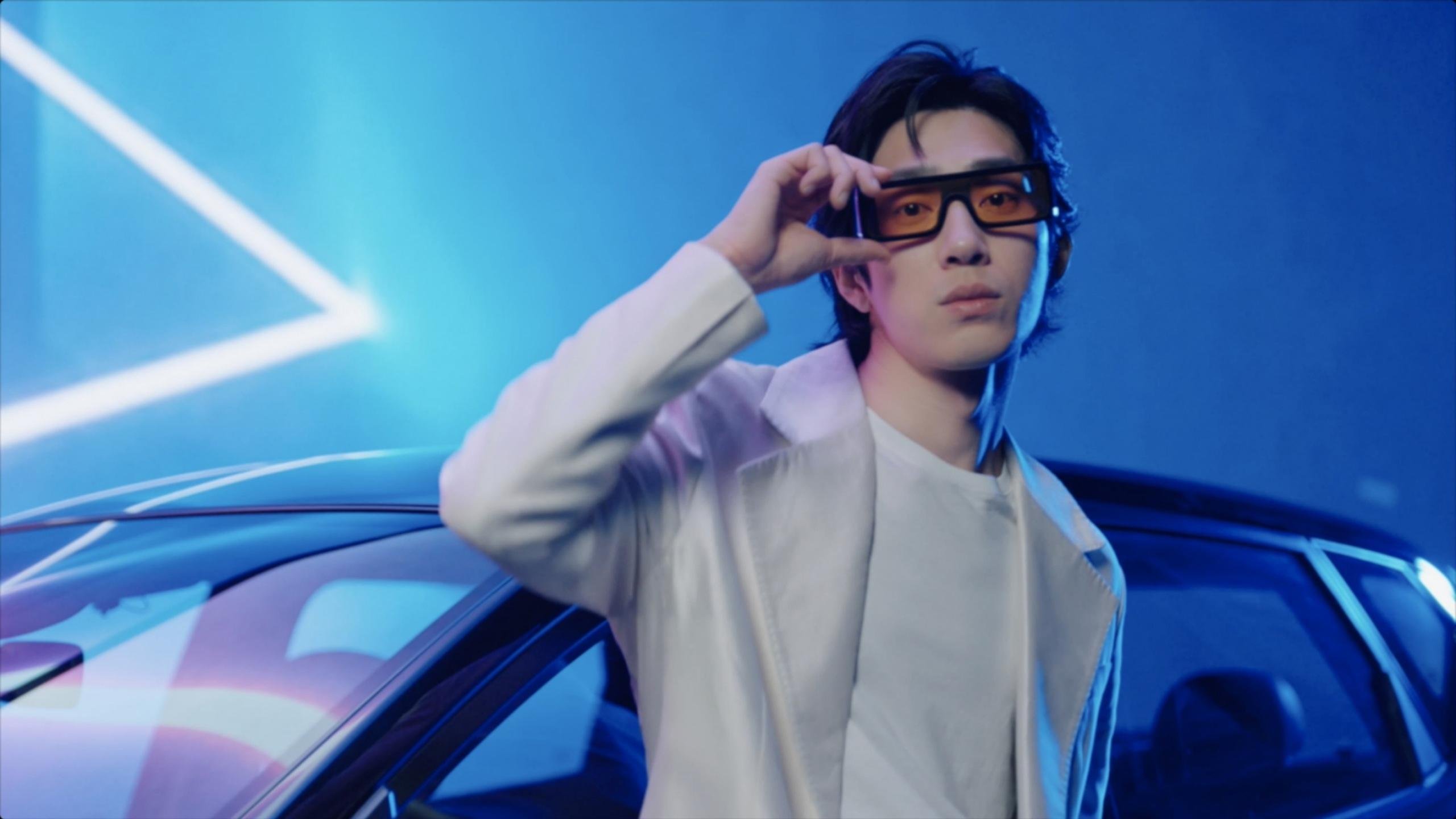 荣耀与阴影—体育时空里的隔空回响