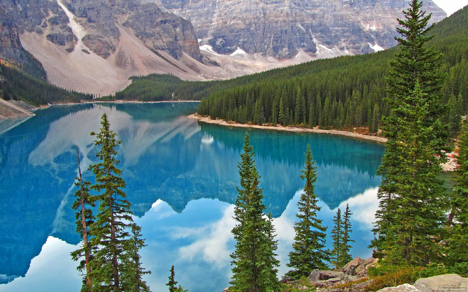 双线闪耀！萨卡爆发梅开二度，国米生死战力克佛罗伦萨