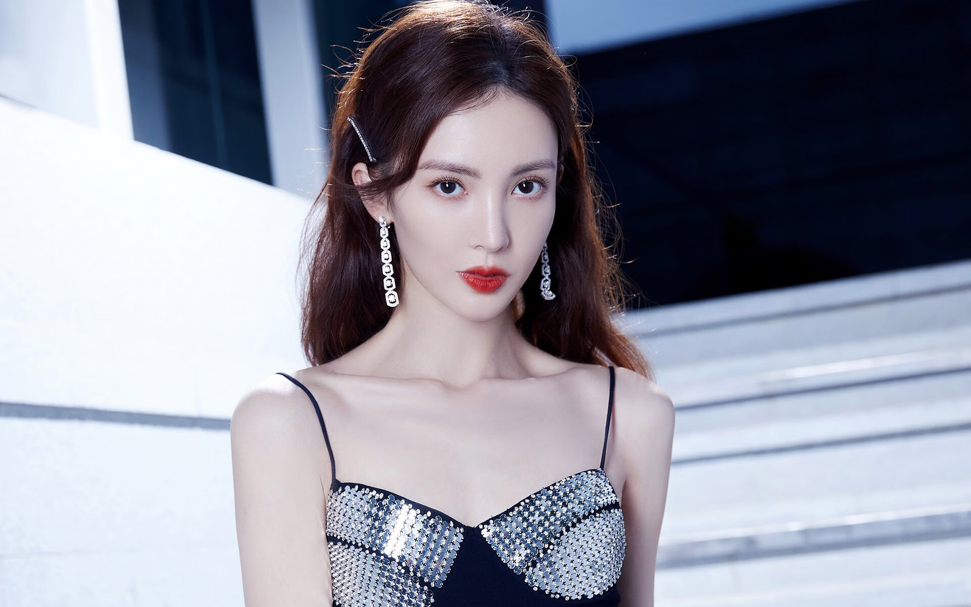 世俱杯-极速与绿茵的双重奏，F1巴林揭幕战火燎原，韩国足球踏平贝蒂斯展雄风