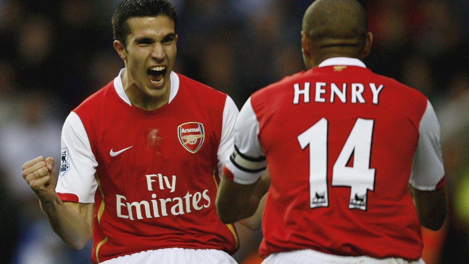 绿茵场的裂变，当阿什拉夫点亮闪电，三狮军团在绝境中重塑金身