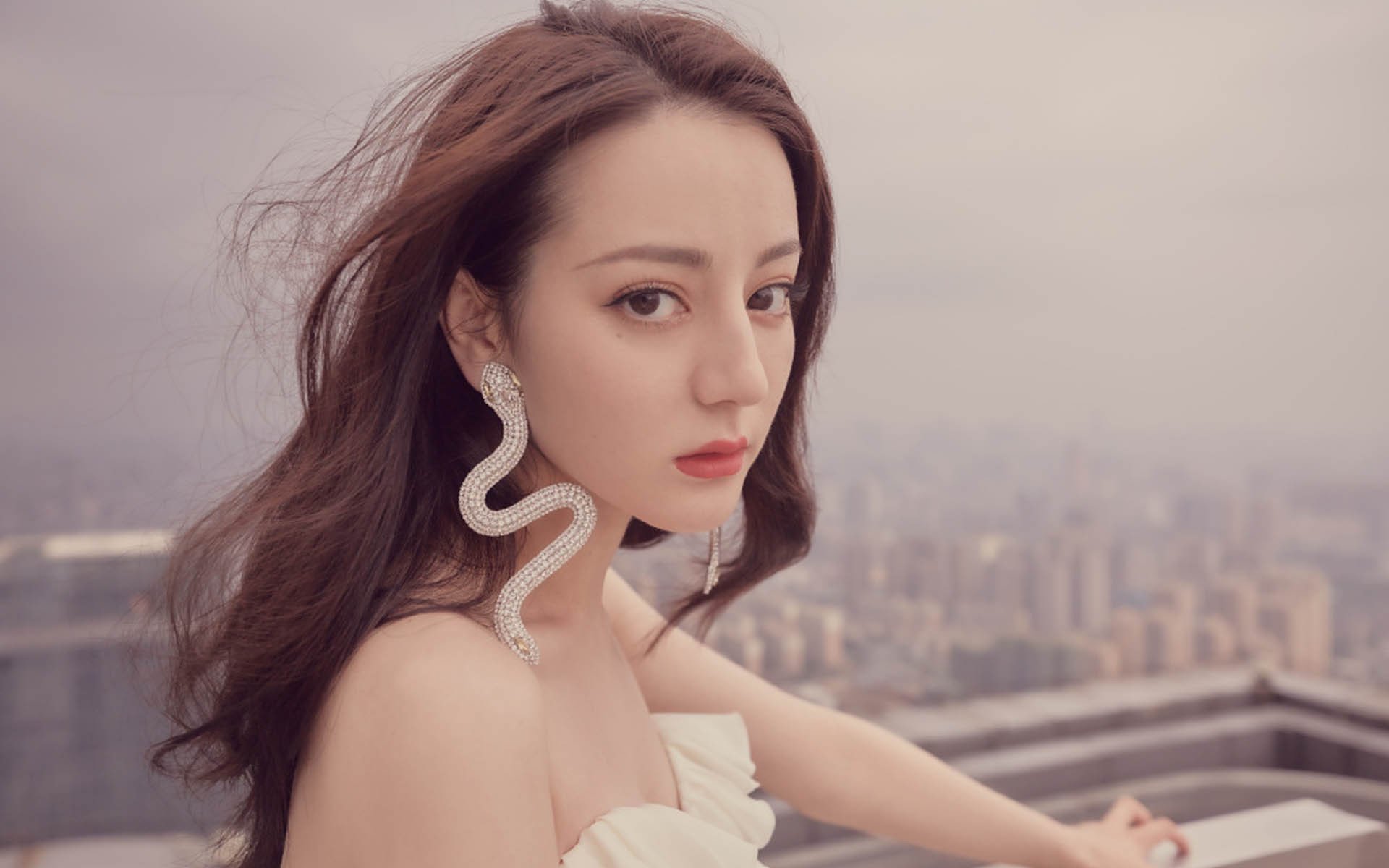 世俱杯时间-铁血防线与巨星灵光，哥斯达黎加凭苏亚雷斯神勇表现，在2026世界杯焦点战中险胜斯洛伐克